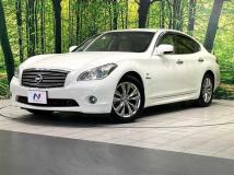 2012 Nissan FUGA HYBRID