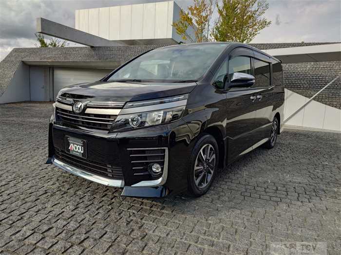 2017 Toyota Voxy
