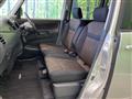 2012 Nissan ROOX
