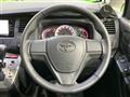 2013 Toyota Isis