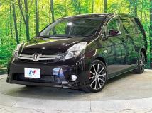 2013 Toyota Isis