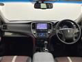 2015 Toyota Crown Hybrid