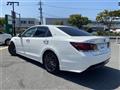 2014 Toyota Crown Hybrid