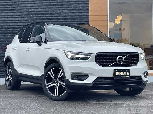 2020 Volvo XC40