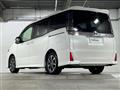 2017 Toyota Voxy