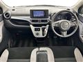 2018 Daihatsu Cast