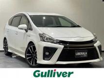 2015 Toyota PRIUS α