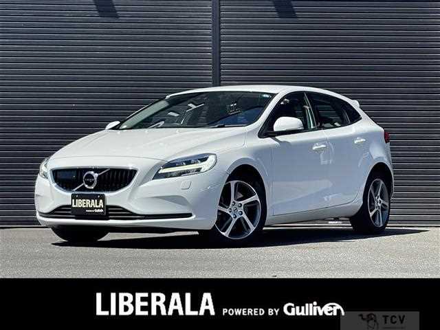 2018 Volvo V40