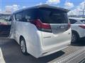 2016 Toyota Alphard Hybrid