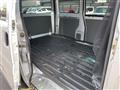 2004 Nissan Clipper Van
