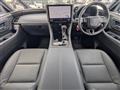 2023 Toyota Alphard Hybrid