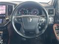 2015 Toyota Crown Hybrid