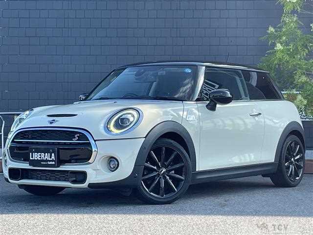 2021 BMW MINI