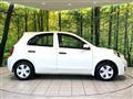 2017 Nissan March