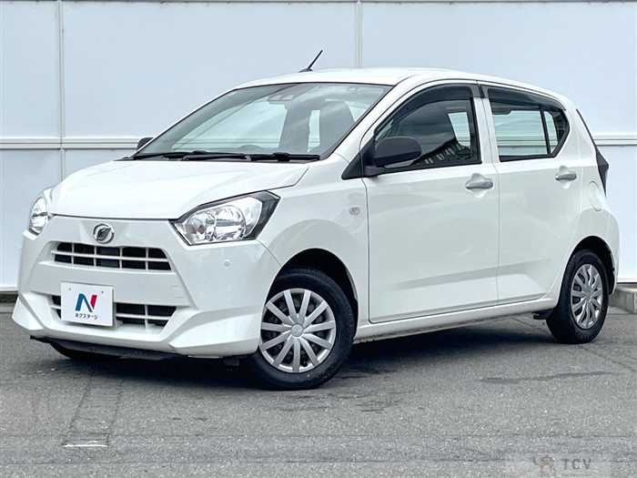 2017 Daihatsu Mira Es
