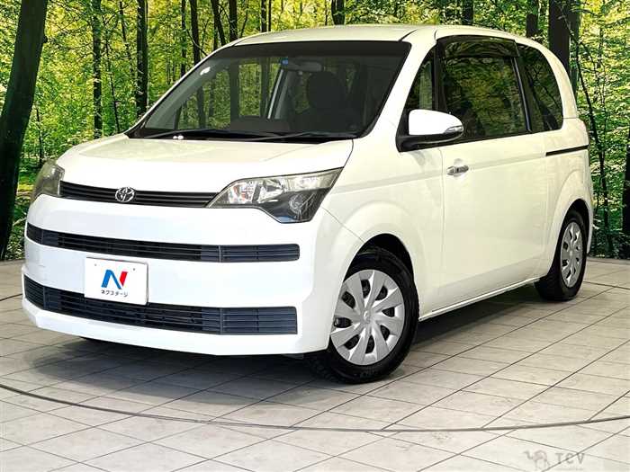 2013 Toyota SPADE