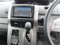 2009 Toyota Noah