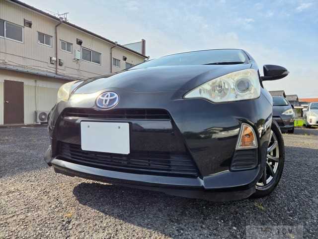 2013 Toyota AQUA