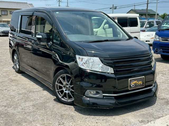 2014 Honda Step WGN