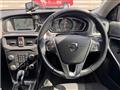 2017 Volvo V40