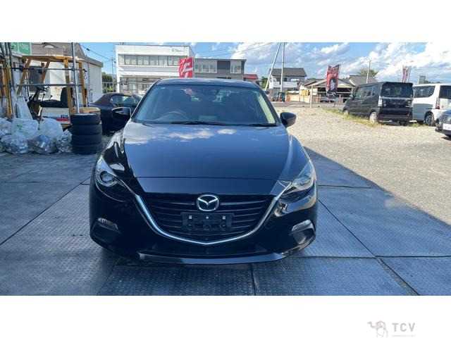2015 Mazda Axela