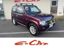 2010 Nissan KIX