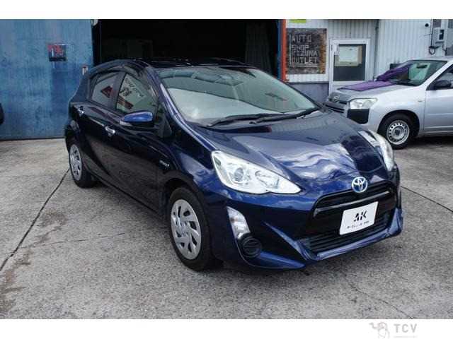 2016 Toyota AQUA