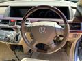 2005 Honda Elysion