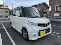 2012 Nissan ROOX