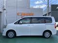 2010 Toyota Noah