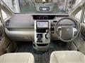 2010 Toyota Noah