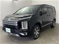 2019 Mitsubishi Delica D5