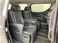 2022 Toyota Alphard Hybrid