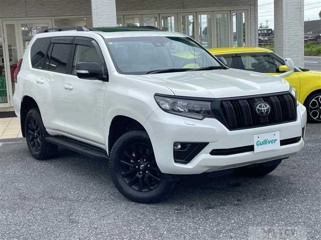 2023 Toyota Land Cruiser Prado