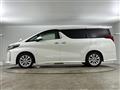 2021 Toyota Alphard