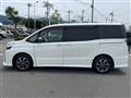 2019 Toyota Voxy