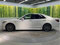2013 Toyota Crown Hybrid