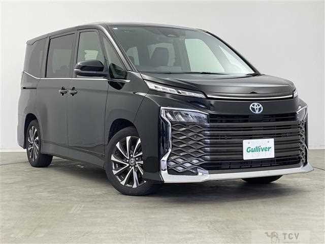 2022 Toyota Voxy