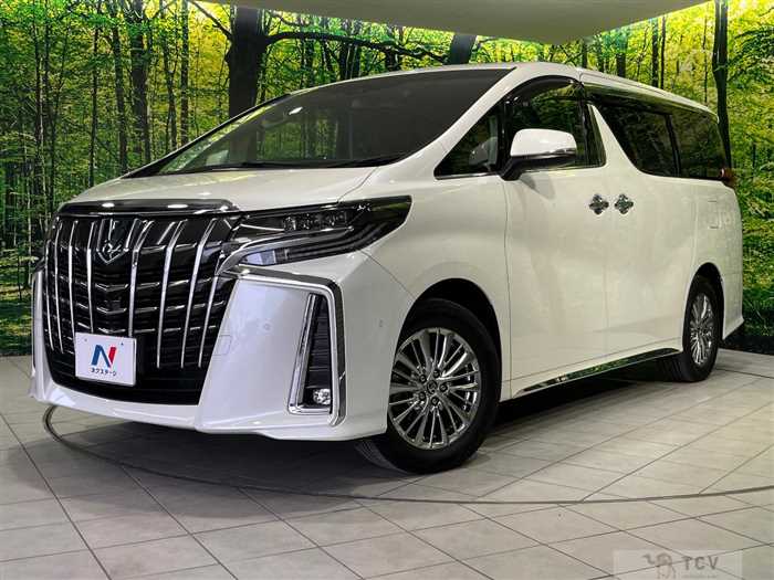 2022 Toyota Alphard Hybrid