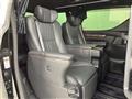 2022 Toyota Alphard Hybrid