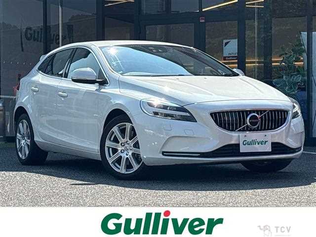 2017 Volvo V40