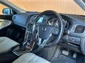 2017 Volvo V40