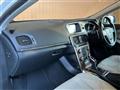 2017 Volvo V40