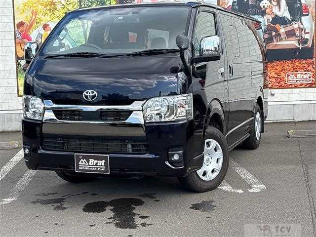 2022 Toyota Hiace Van