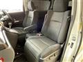2013 Toyota Alphard