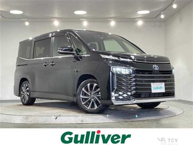 2022 Toyota Voxy