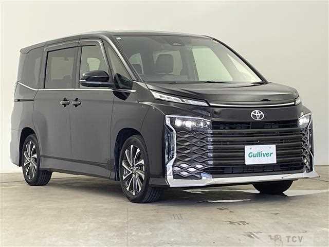2022 Toyota Voxy