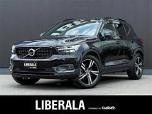 2021 Volvo XC40