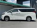 2022 Toyota Alphard Hybrid