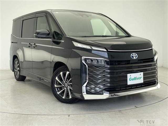 2023 Toyota Voxy